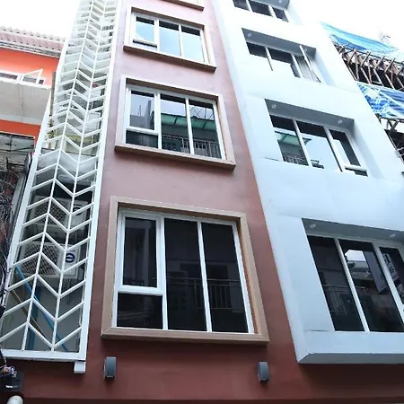 Rose Nana Hotel